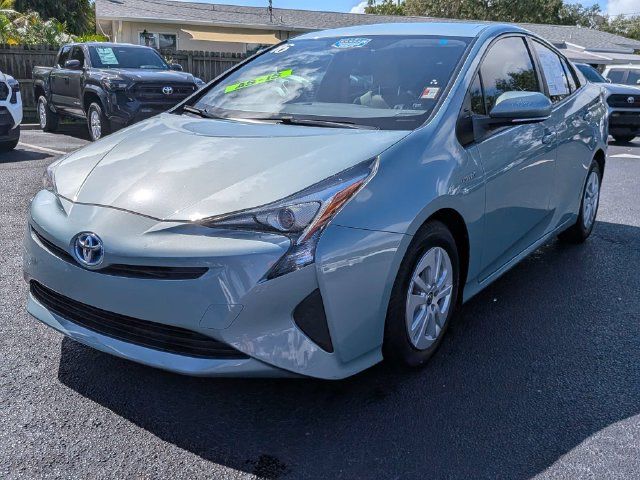 Used 2016 Toyota Prius Two FWD image 7