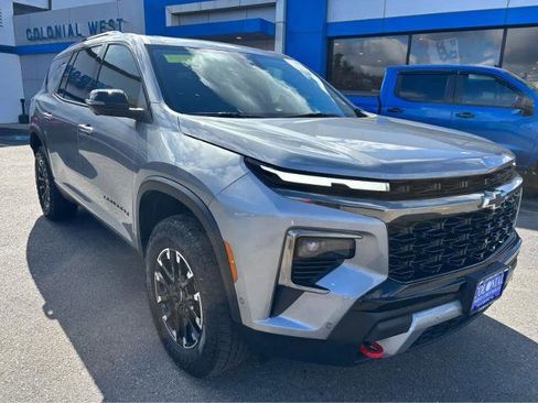 Used 2025 Chevrolet Traverse Z71 w/ Enhanced Driving Package image 14