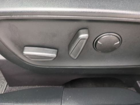 Used 2021 Ford Escape SE w/ Convenience Package image 17