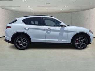 Used 2022 Alfa Romeo Stelvio Sprint video 2
