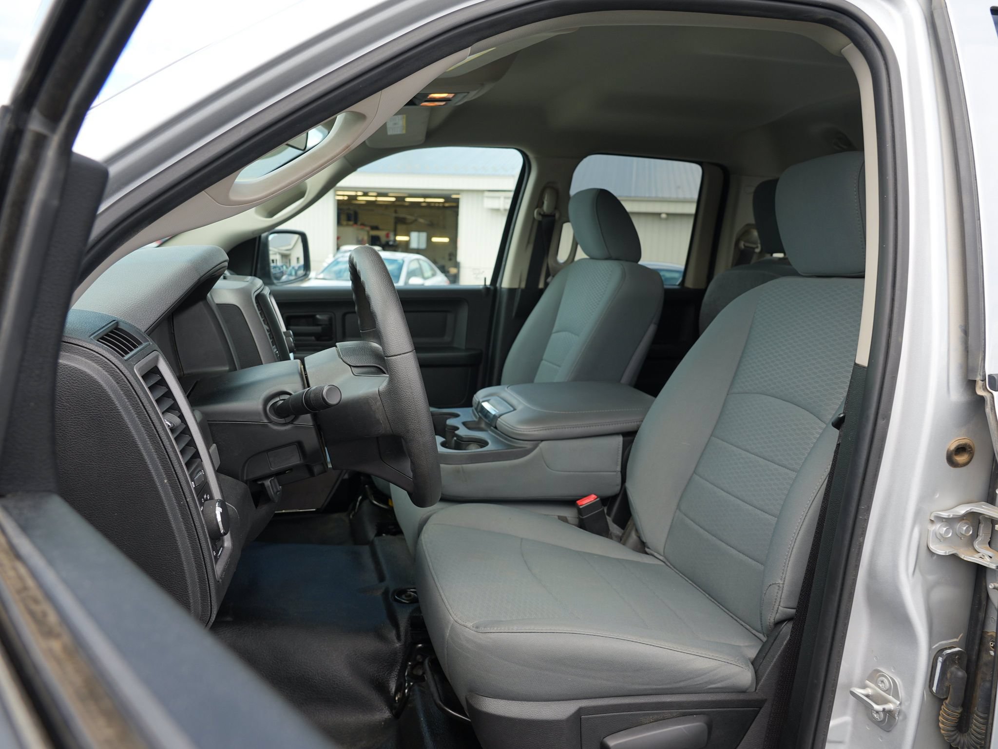 Used 2018 RAM 1500 Tradesman w/ Popular Equipment Group AWD/4WD image 13