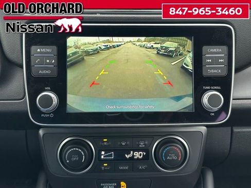 Used 2025 Nissan Leaf S image 14