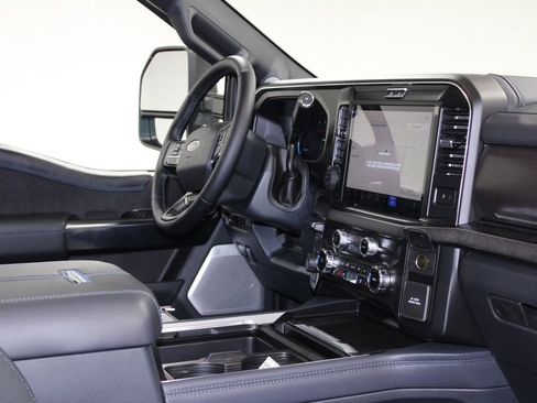 New 2026 Ford F250 Platinum image 34