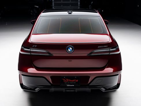 Used 2023 BMW i7 xDrive60 w/ Parking Assistance Package image 24