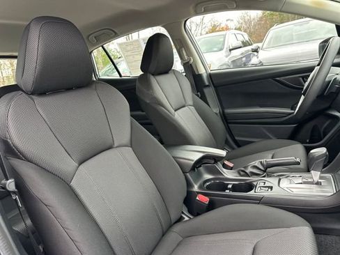 Used 2022 Subaru Impreza Premium image 17