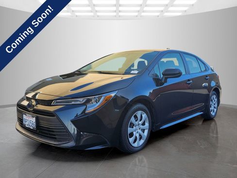 Used 2024 Toyota Corolla LE FWD image 3