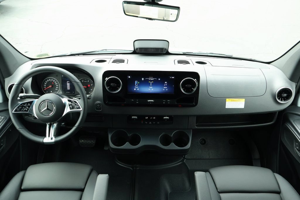 New 2026 Mercedes-Benz Sprinter 2500 image 4