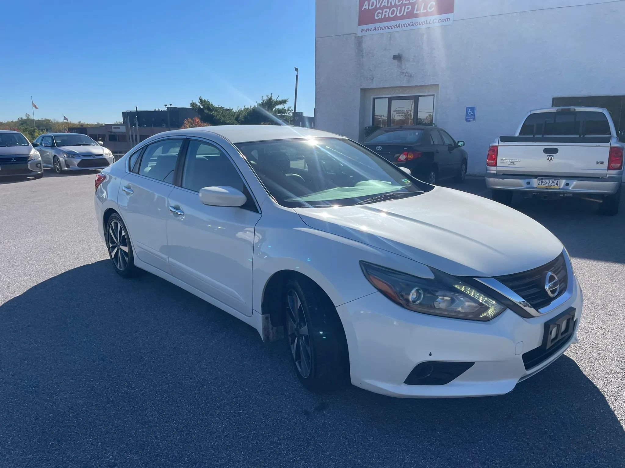 Used 2016 Nissan Altima 3.5 SR FWD image 26