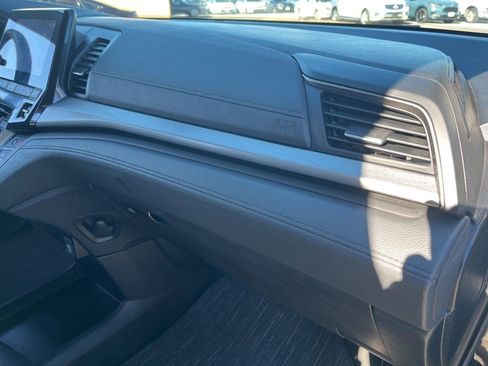 Used 2024 Honda Odyssey EX-L image 29