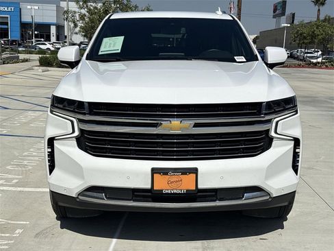 Used 2024 Chevrolet Suburban LT image 8