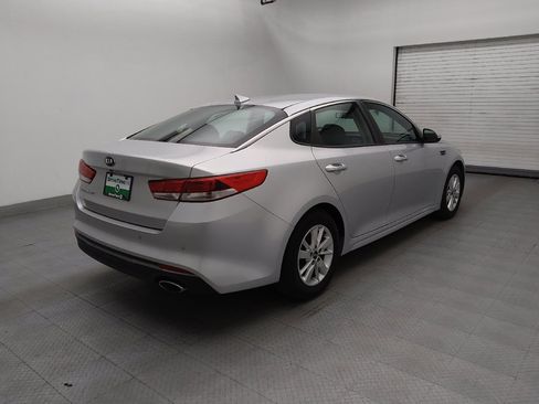 Used 2018 Kia Optima LX FWD image 9