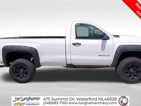 Used 2015 Chevrolet Silverado 2500 LT AWD/4WD image 9