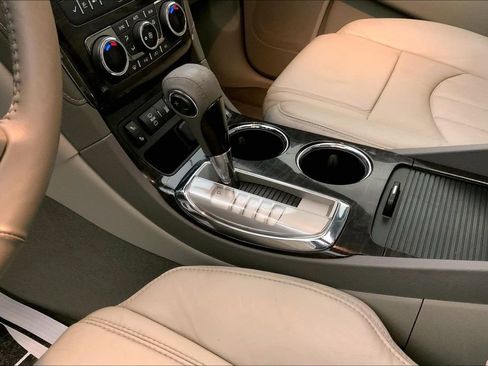 Used 2016 Buick Enclave Leather FWD image 22