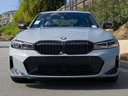 New 2026 BMW 330i 330i w/ M Sport Package image 3