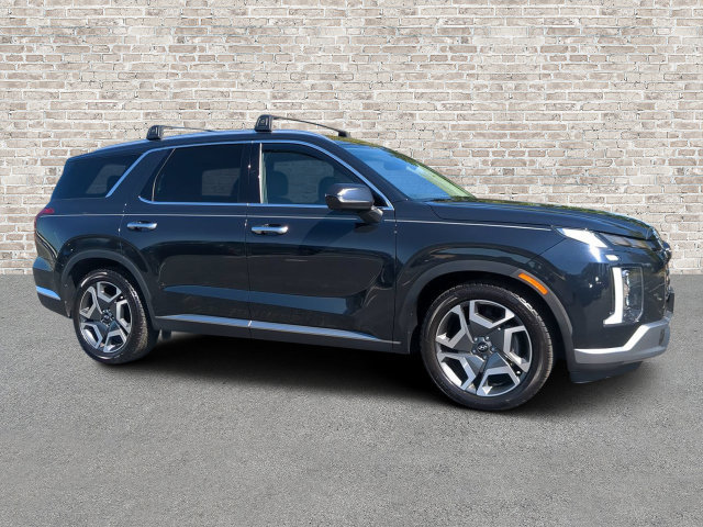 Used 2024 Hyundai Palisade Limited FWD image 1