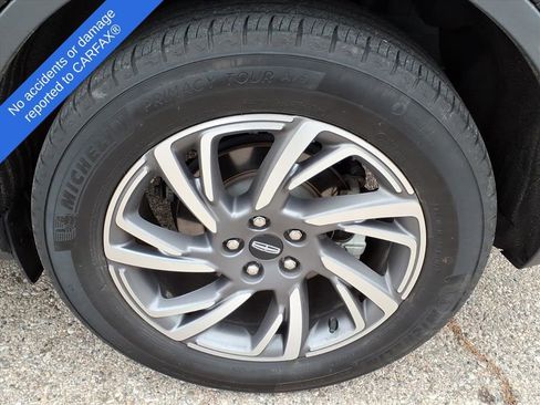 Used 2023 Lincoln Corsair AWD w/ Equipment Group 101A image 9