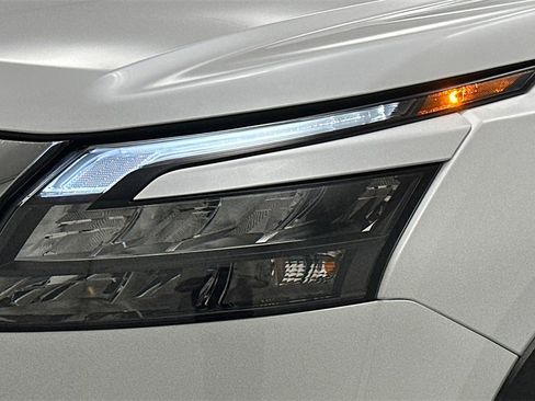 Certified 2025 Nissan Pathfinder Platinum w/ Cargo Package image 22