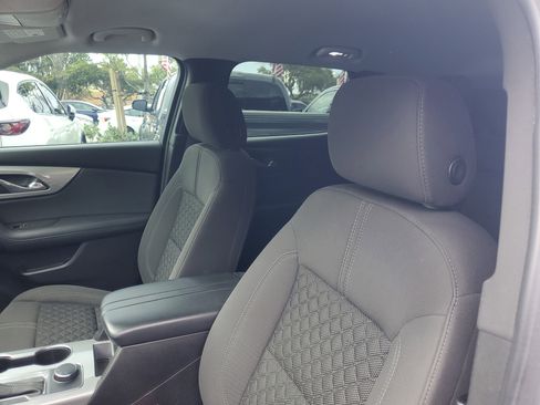 Used 2019 Chevrolet Blazer LT image 17
