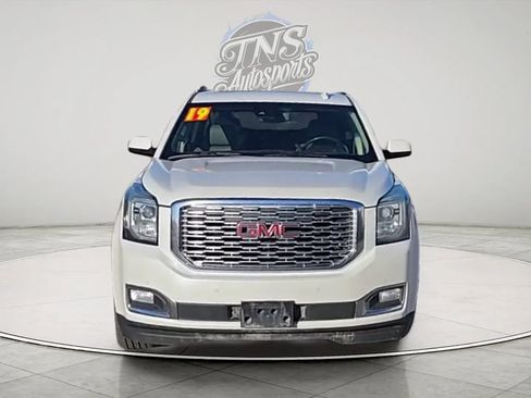 Used 2019 GMC Yukon XL Denali w/ Denali Ultimate Package image 8