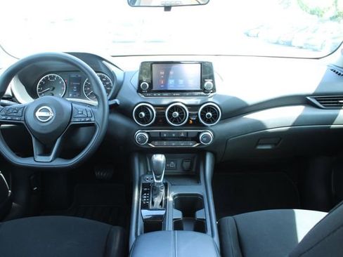 Used 2024 Nissan Sentra S FWD image 16