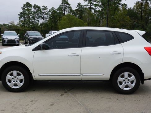 Used 2013 Nissan Rogue S image 5