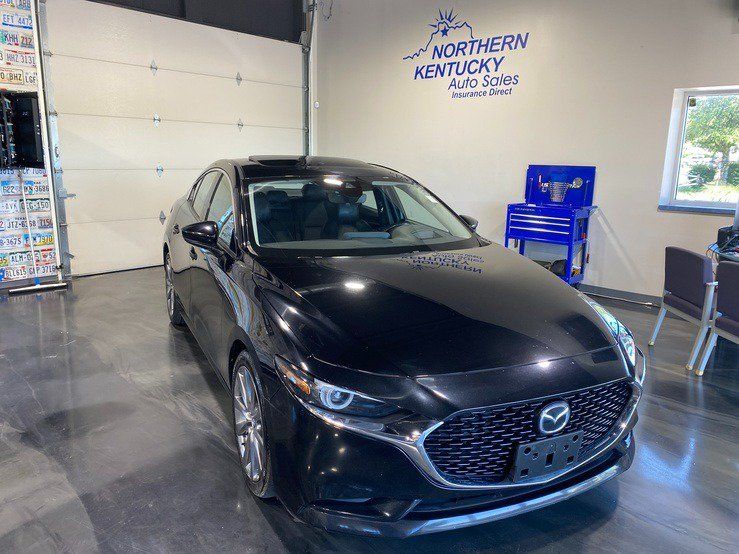 Used 2020 MAZDA MAZDA3 Sedan w/ Premium Package FWD image 1
