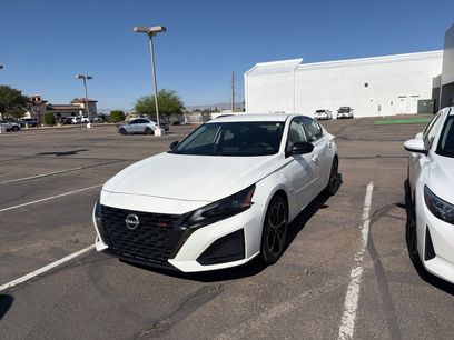 Used 2024 Nissan Altima 2.5 SR