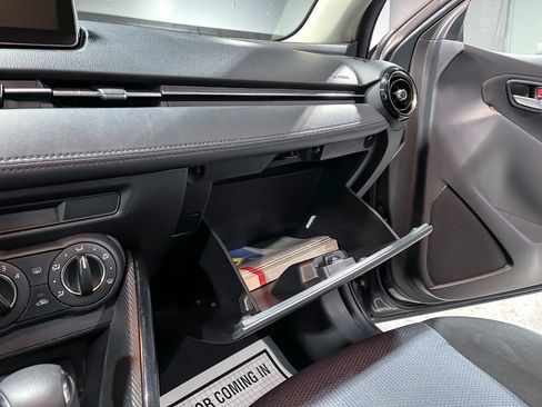 Used 2018 Toyota Yaris iA image 26