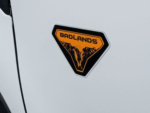 New 2025 Ford Bronco Sport Badlands w/ Badlands Tech Package AWD/4WD image 9