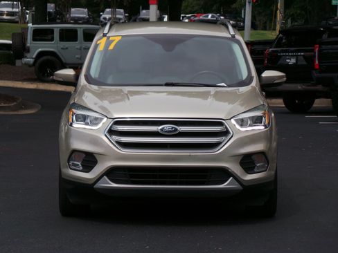 Used 2017 Ford Escape Titanium FWD image 19