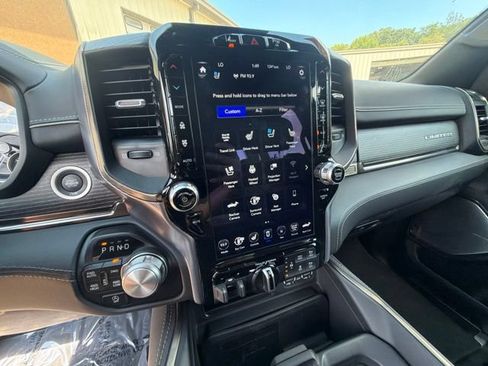 Used 2021 RAM 1500 Limited AWD/4WD image 23