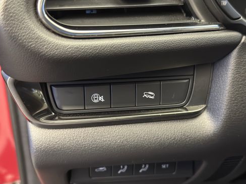 Used 2024 MAZDA CX-30 AWD 2.5 S w/ Premium Package image 15