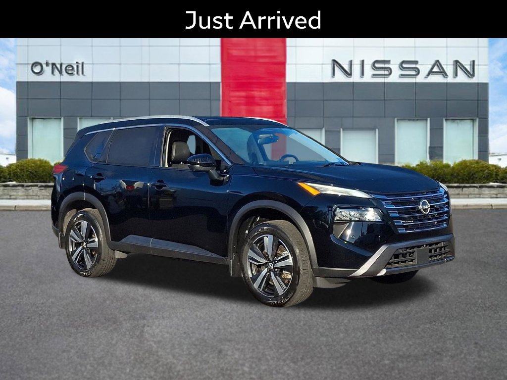 Certified 2025 Nissan Rogue SL w/ Tech Package AWD/4WD image 1