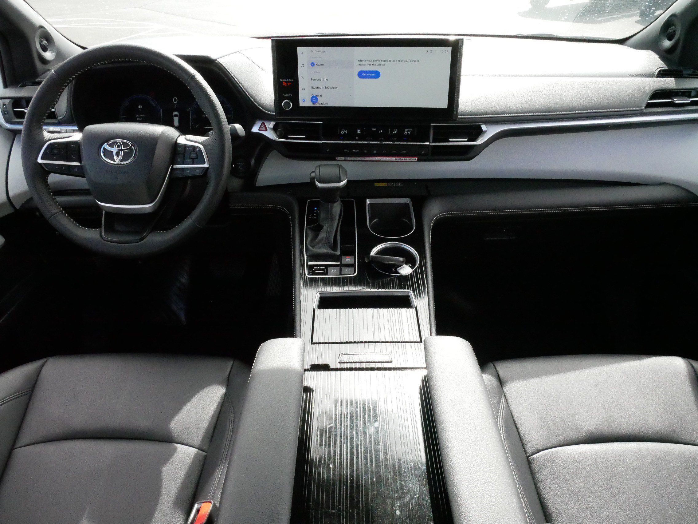 Certified 2026 Toyota Sienna XSE FWD image 10