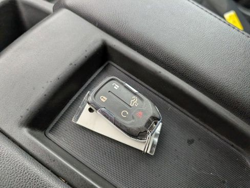 Used 2019 Chevrolet Silverado 1500 LT image 17