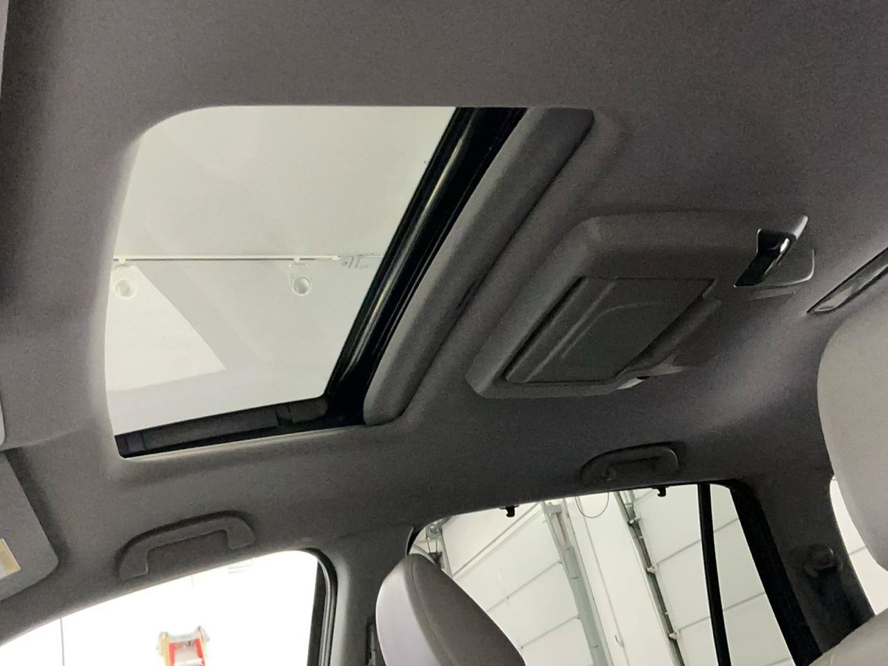 Used 2021 Honda Pilot Touring image 9
