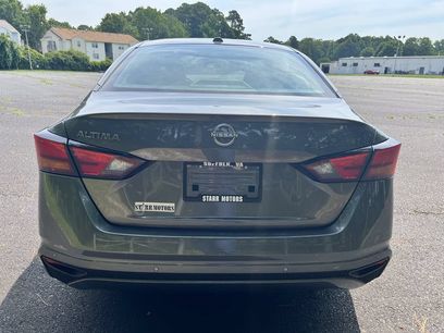 Used 2025 Nissan Altima 2.5 SV
