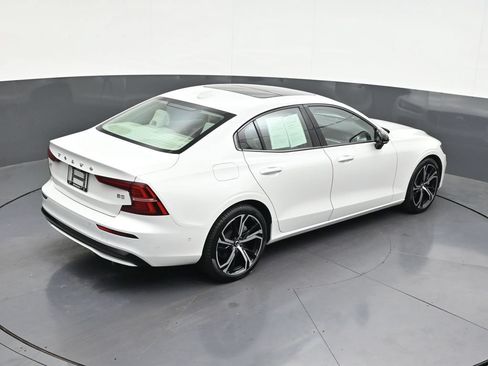 Certified 2024 Volvo S60 B5 Plus FWD image 21