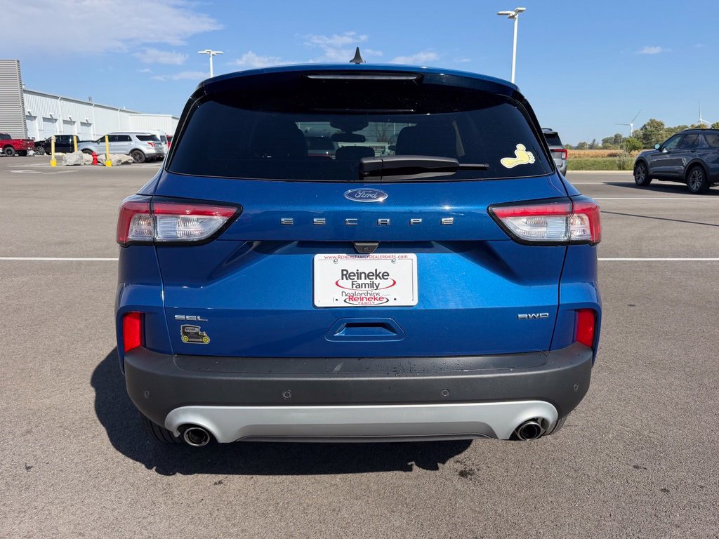 Used 2022 Ford Escape SEL AWD/4WD image 7