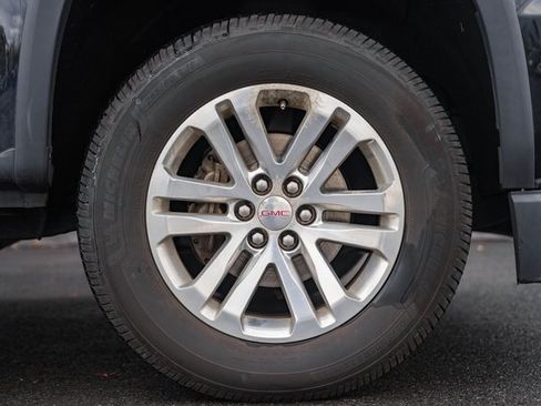 Used 2019 GMC Canyon SLT w/ Driver Alert Package image 24