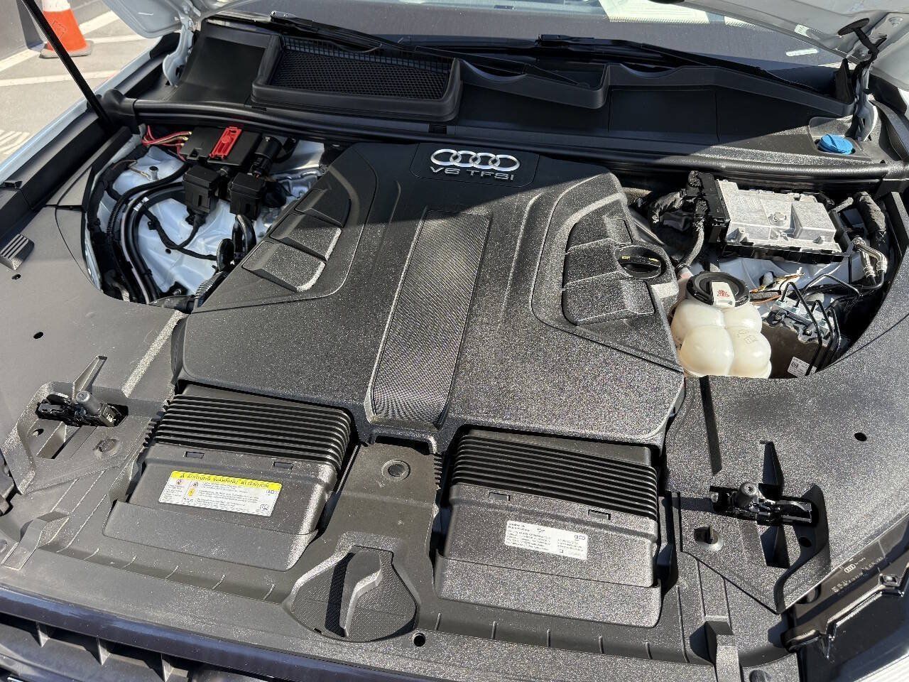 Used 2019 Audi Q7 3.0T Prestige AWD/4WD image 23