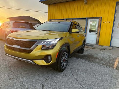 Used 2023 Kia Seltos SX w/ SX Sunroof Package image 1