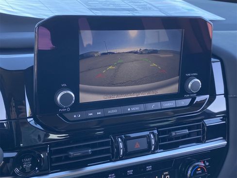 New 2025 Nissan Pathfinder SV w/ Black Appearance Package image 28