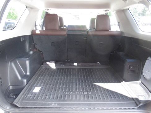Used 2016 Toyota 4Runner Limited AWD/4WD image 12