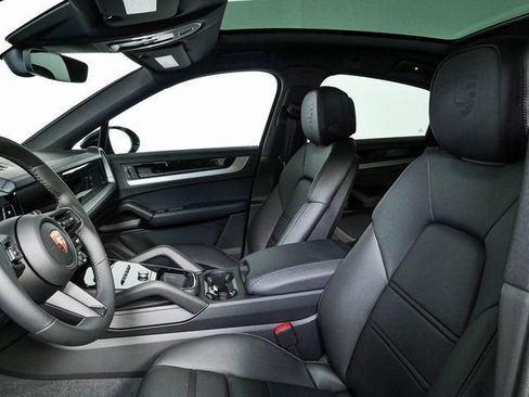 New 2026 Porsche Cayenne S AWD/4WD image 5