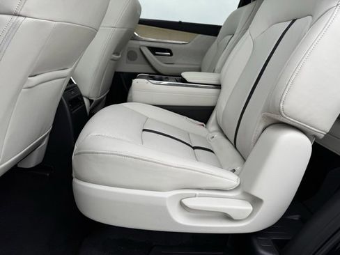 Certified 2025 MAZDA CX-90 3.3 Turbo S w/ Premium Plus image 11