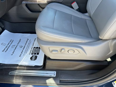 Used 2023 Chevrolet Silverado 1500 LTZ image 16