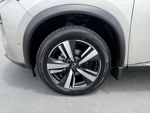 Certified 2022 Nissan Rogue SL w/ SL Premium Package image 9