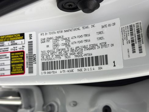 Used 2020 Toyota Tacoma SR w/ SR Convenience Package image 38