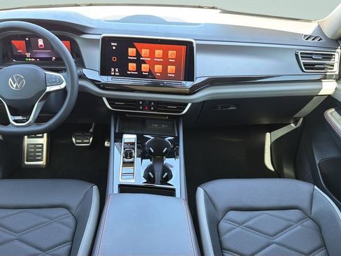 New 2026 Volkswagen Atlas Peak Edition AWD/4WD image 10